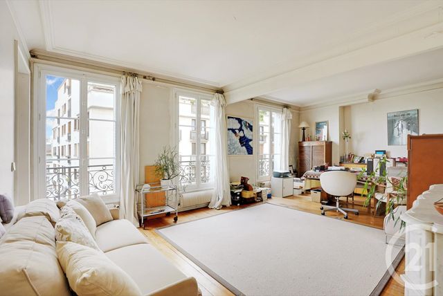 Appartement F3 à vendre - 3 pièces - 53 m2 - Paris - 75018 - ILE-DE-FRANCE