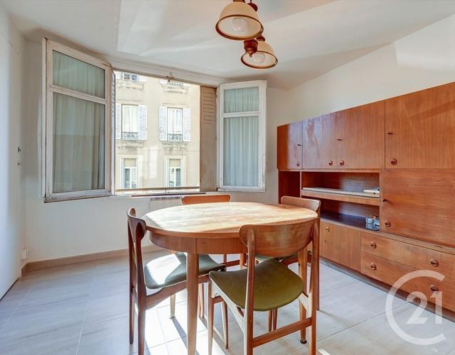 Appartement T3 à vendre - 3 pièces - 52,10 m2 - Marseille - 13009 - PROVENCE-ALPES-COTE-D-AZUR