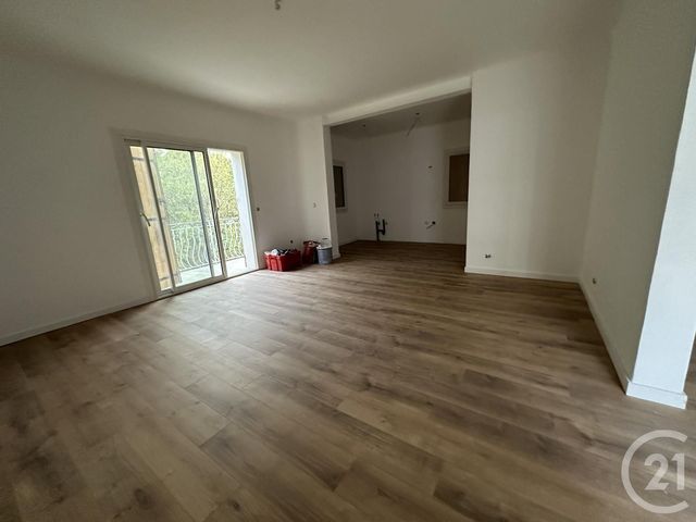 Appartement F4 à vendre - 4 pièces - 85 m2 - Brignoles - 83 - PROVENCE-ALPES-COTE-D-AZUR