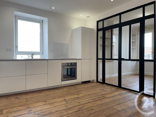 Appartement T2 à louer - 2 pièces - 40,22 m2 - Bordeaux - 33 - AQUITAINE