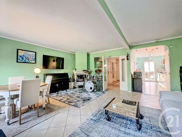 Maison à vendre - 8 pièces - 147 m2 - Maule - 78 - ILE-DE-FRANCE