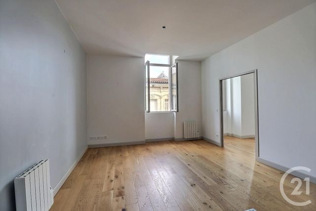 Appartement F4 à vendre - 4 pièces - 78,15 m2 - Bordeaux - 33 - AQUITAINE