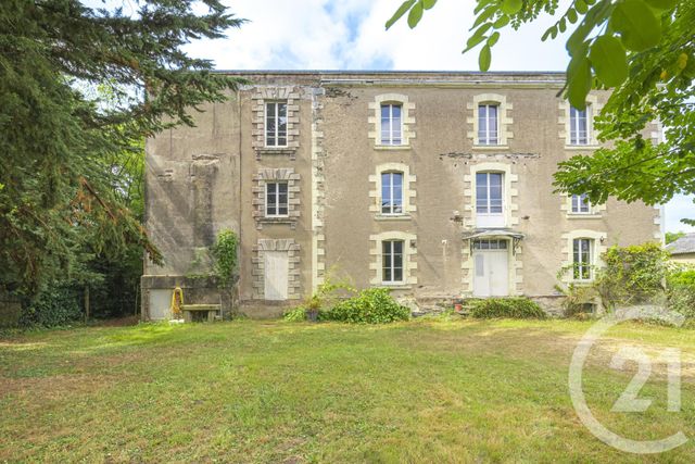 Maison à vendre - 7 pièces - 398 m2 - Verrieres En Anjou - 49 - PAYS-DE-LOIRE