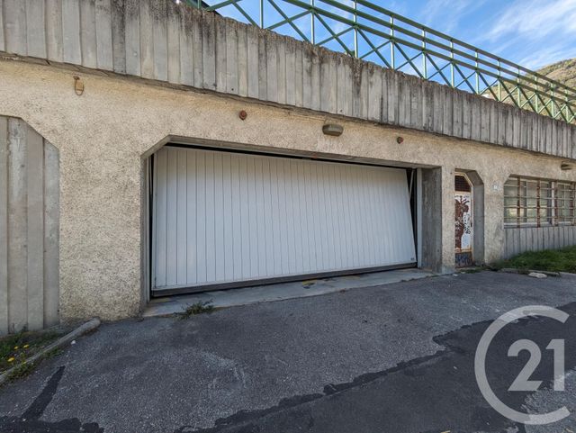 parking - BOURG ST MAURICE - 73