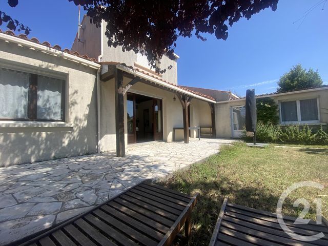 Maison à vendre - 4 pièces - 116,92 m2 - Longeville Sur Mer - 85 - PAYS-DE-LOIRE