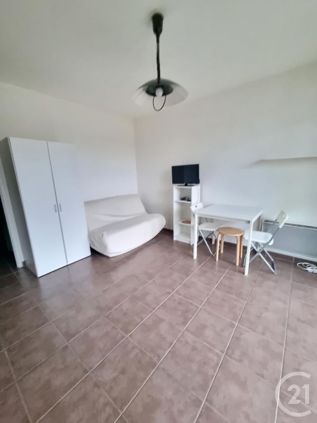 Appartement Studio à louer - 1 pièce - 21,32 m2 - Alfortville - 94 - ILE-DE-FRANCE