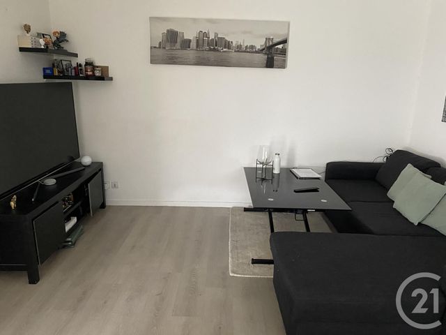 Appartement Studio à vendre - 1 pièce - 30 m2 - Pontault Combault - 77 - ILE-DE-FRANCE