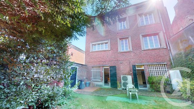 Maison à vendre - 8 pièces - 220 m2 - St Quentin - 02 - PICARDIE