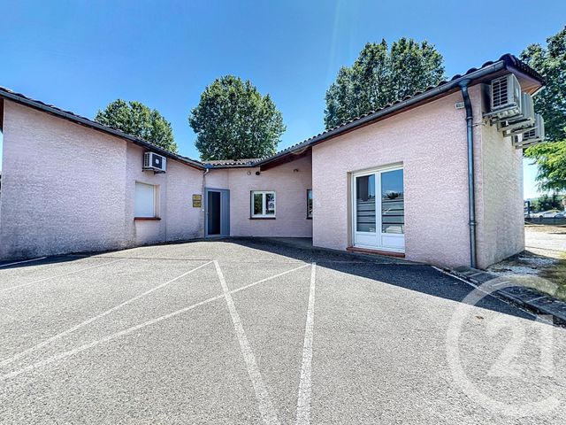 Local commercial à louer - 73.0 m2 - 09 - Ariege