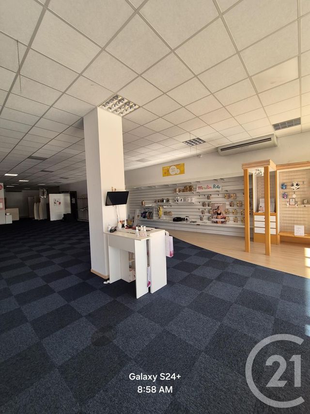 Local commercial à louer - 550.0 m2 - 09 - Ariege