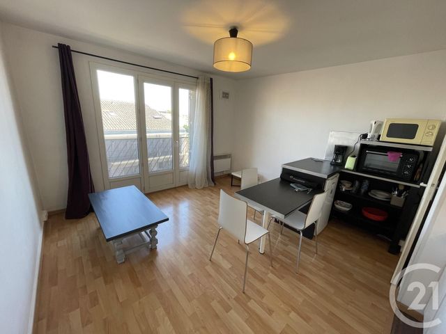 Appartement T2 à louer - 2 pièces - 31,84 m2 - Toulouse - 31 - MIDI-PYRENEES