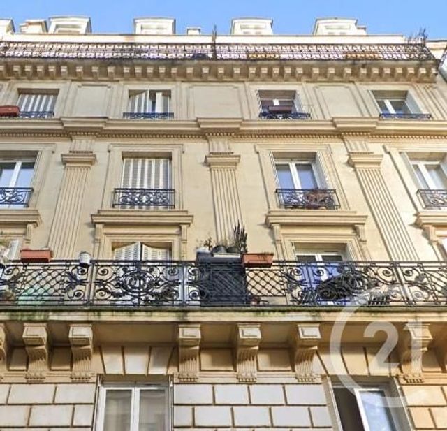 Immeuble à vendre - 570 m2 - Paris - 75018 - ILE-DE-FRANCE