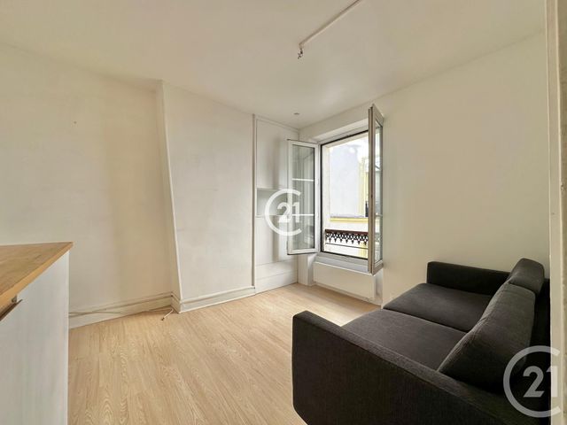 Appartement F2 à vendre - 2 pièces - 27,75 m2 - Paris - 75018 - ILE-DE-FRANCE