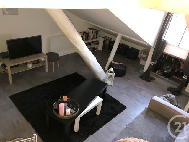 Appartement Duplex à louer - 2 pièces - 19 m2 - Montbeliard - 25 - FRANCHE-COMTE