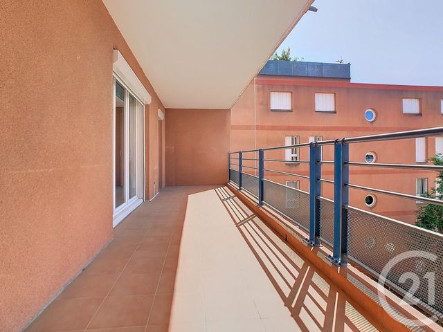 Appartement T4 à vendre - 4 pièces - 83,32 m2 - Marseille - 13009 - PROVENCE-ALPES-COTE-D-AZUR