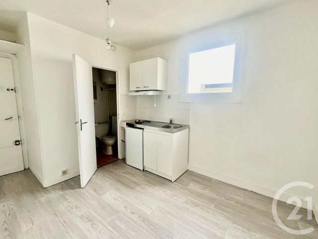 Appartement Studette à vendre - 1 pièce - 13,20 m2 - Courbevoie - 92 - ILE-DE-FRANCE