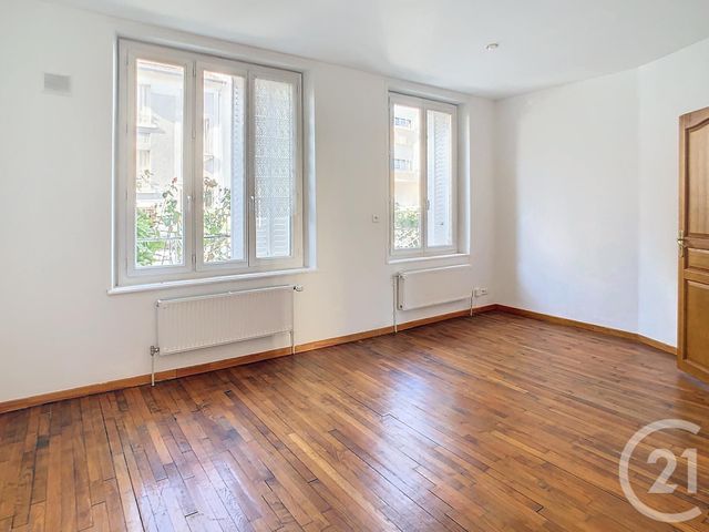 Appartement à louer - 2 pièces - 50 m2 - Vandoeuvre Les Nancy - 54 - LORRAINE