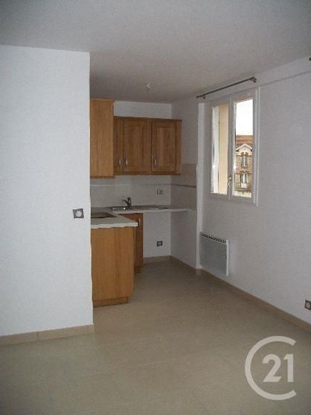 Appartement Studio à louer - 1 pièce - 34,23 m2 - Coulommiers - 77 - ILE-DE-FRANCE