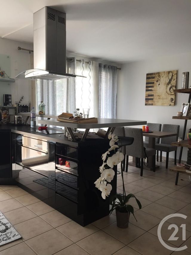 Appartement à louer - 2 pièces - 45,72 m2 - Champagne Sur Seine - 77 - ILE-DE-FRANCE