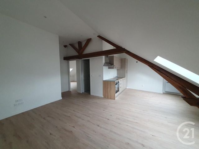 Appartement à louer - 3 pièces - 43,40 m2 - Melun - 77 - ILE-DE-FRANCE