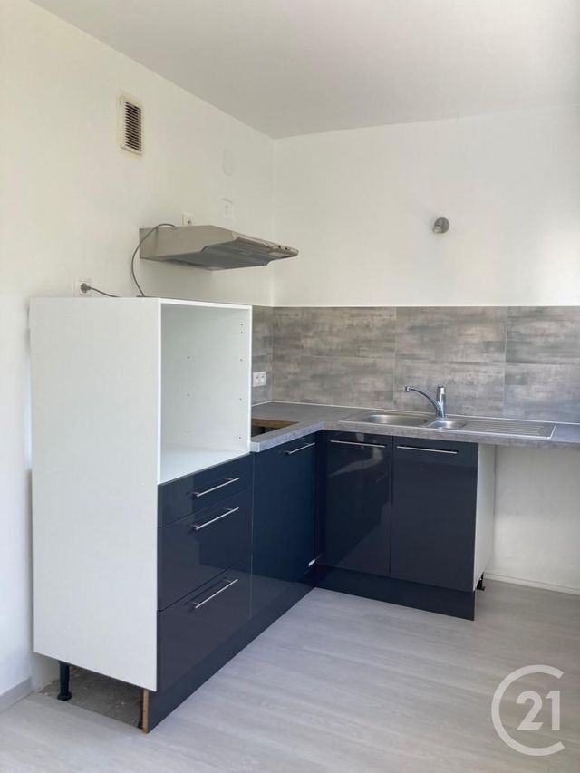 Appartement à louer - 2 pièces - 44,01 m2 - Avon - 77 - ILE-DE-FRANCE