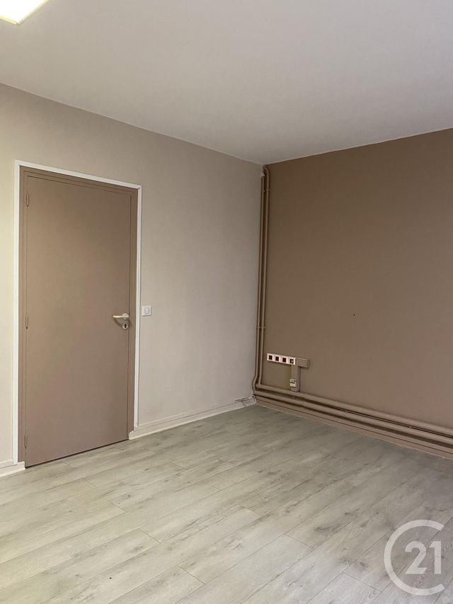 Bureaux à louer - 16.64 m2 - 77 - Seine-et-Marne