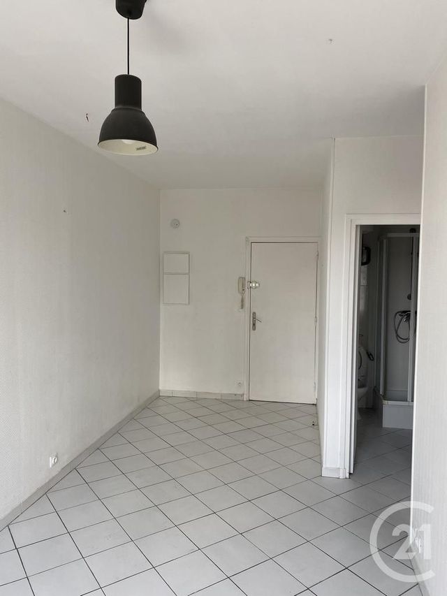 Appartement à louer - 2 pièces - 31,09 m2 - Melun - 77 - ILE-DE-FRANCE