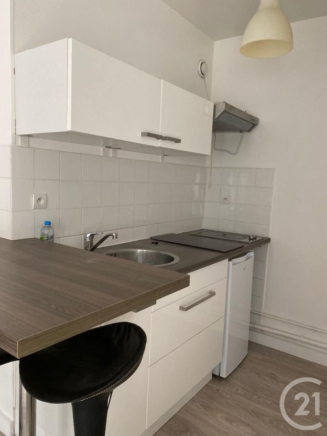 Appartement Studio à louer - 1 pièce - 26 m2 - Avon - 77 - ILE-DE-FRANCE