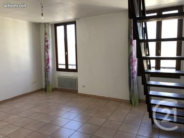 Appartement F2 à louer - 2 pièces - 28,30 m2 - 13 - PROVENCE-ALPES-COTE-D-AZUR