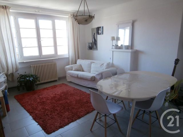 Appartement F5 à louer - 5 pièces - 89 m2 - Calais - 62 - NORD-PAS-DE-CALAIS