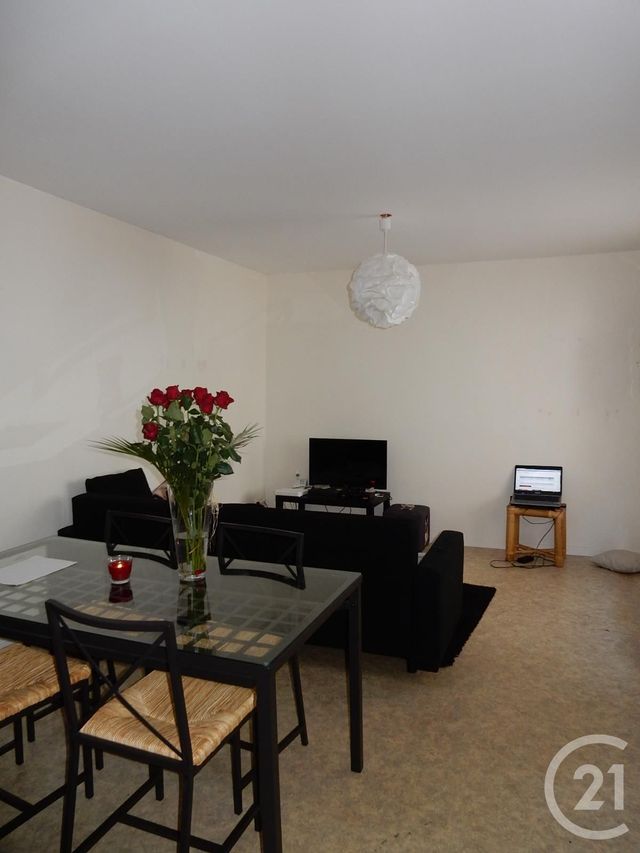 Appartement F2 à louer - 2 pièces - 44 m2 - Calais - 62 - NORD-PAS-DE-CALAIS