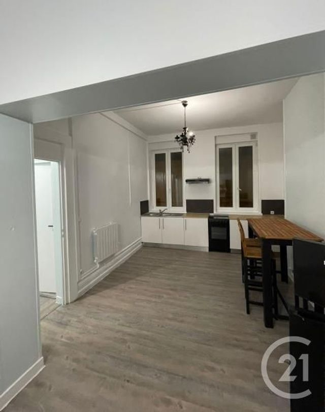 Appartement à louer - 2 pièces - 33,67 m2 - Calais - 62 - NORD-PAS-DE-CALAIS