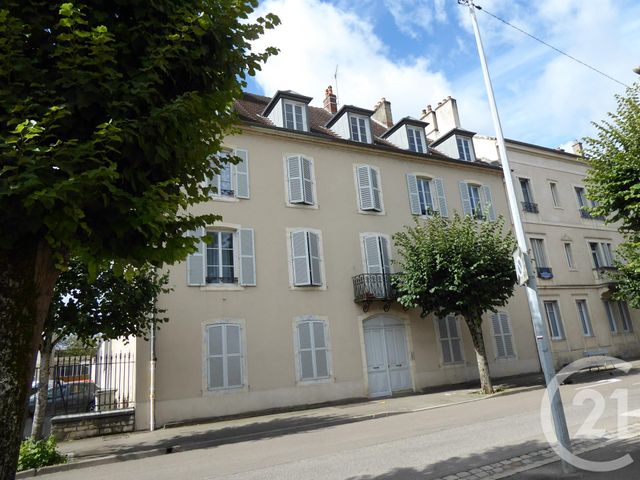 Appartement F3 à louer - 3 pièces - 66,69 m2 - Dole - 39 - FRANCHE-COMTE