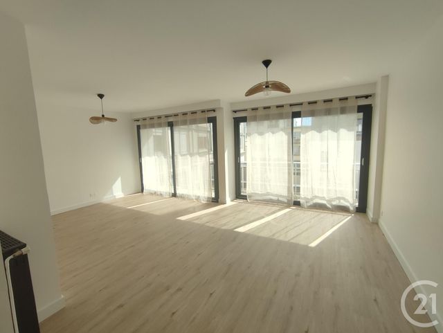 Appartement F5 à vendre - 5 pièces - 100,80 m2 - Lorient - 56 - BRETAGNE