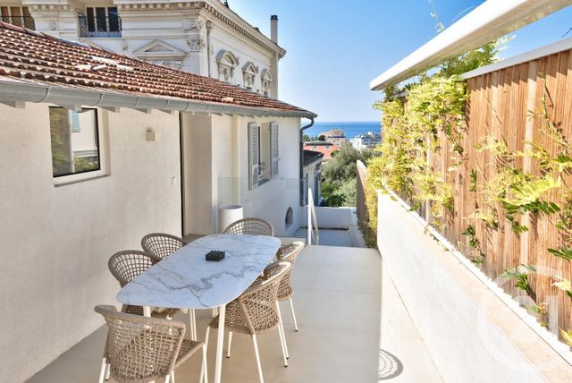 Appartement F3 à vendre - 3 pièces - 56,04 m2 - Nice - 06 - PROVENCE-ALPES-COTE-D-AZUR