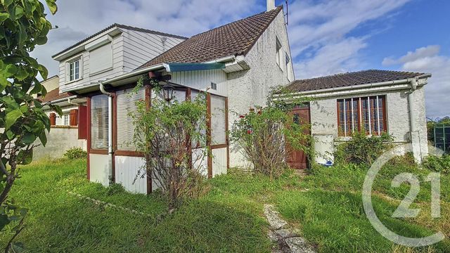 Maison à vendre - 4 pièces - 95,20 m2 - Nemours - 77 - ILE-DE-FRANCE