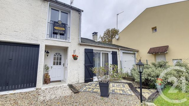 Maison à vendre - 4 pièces - 99,75 m2 - St Pierre Les Nemours - 77 - ILE-DE-FRANCE