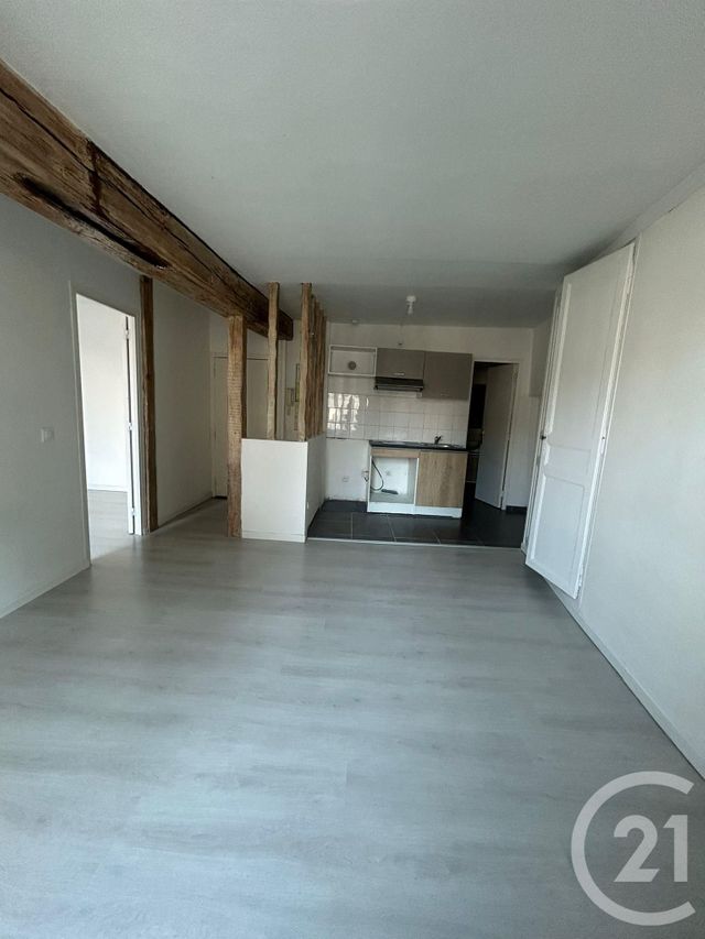 Appartement à louer - 2 pièces - 39 m2 - Nemours - 77 - ILE-DE-FRANCE