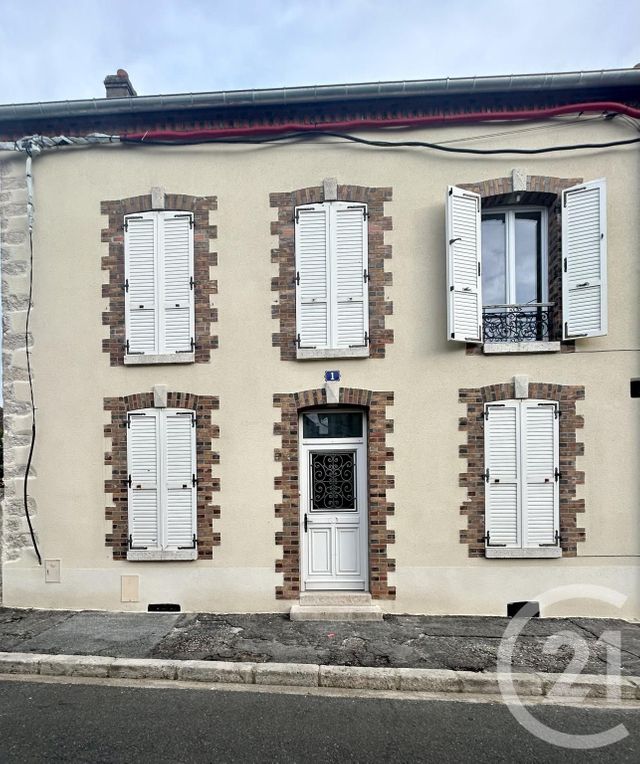 Maison à louer - 4 pièces - 91,70 m2 - Chateau Landon - 77 - ILE-DE-FRANCE