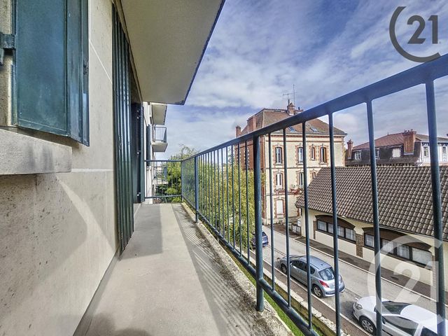 Appartement à vendre - 4 pièces - 71,36 m2 - Ste Savine - 10 - CHAMPAGNE-ARDENNE