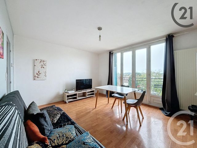 Appartement T3 à vendre - 3 pièces - 54,56 m2 - Ste Savine - 10 - CHAMPAGNE-ARDENNE