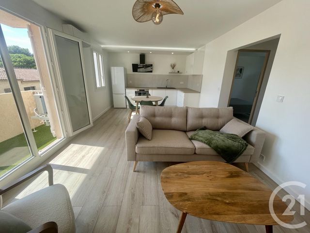 Appartement T2 à vendre - 2 pièces - 44,31 m2 - Six Fours Les Plages - 83 - PROVENCE-ALPES-COTE-D-AZUR