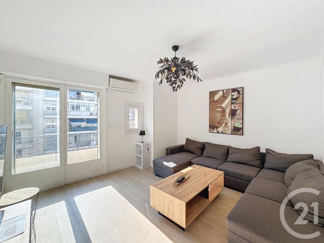 Appartement F2 à vendre - 2 pièces - 39 m2 - Cannes - 06 - PROVENCE-ALPES-COTE-D-AZUR