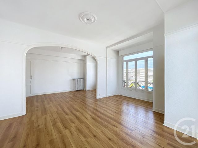 Appartement F2 à louer - 2 pièces - 69,35 m2 - Cannes - 06 - PROVENCE-ALPES-COTE-D-AZUR