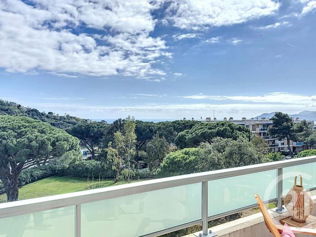 Appartement F4 à vendre - 4 pièces - 99 m2 - Le Cannet - 06 - PROVENCE-ALPES-COTE-D-AZUR