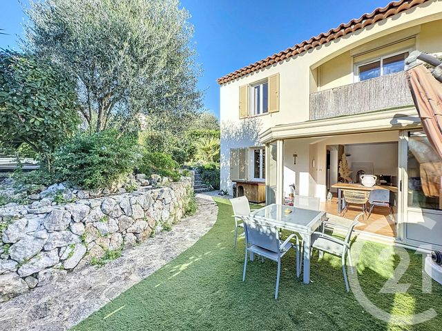 Maison à vendre - 5 pièces - 119,50 m2 - Cannes La Bocca - 06 - PROVENCE-ALPES-COTE-D-AZUR