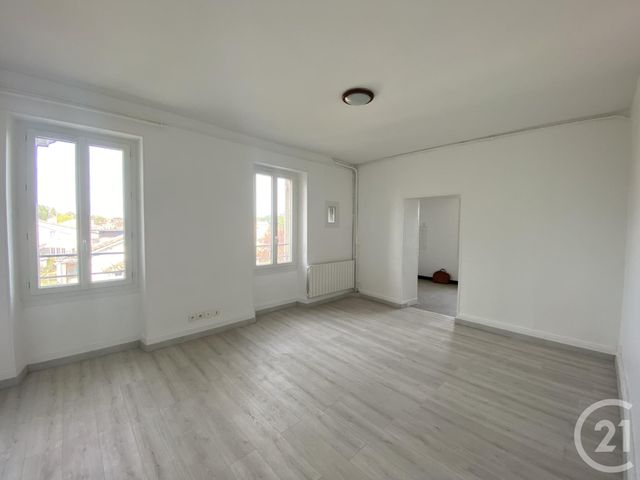 Appartement à louer - 2 pièces - 33,59 m2 - St Medard De Guizieres - 33 - AQUITAINE