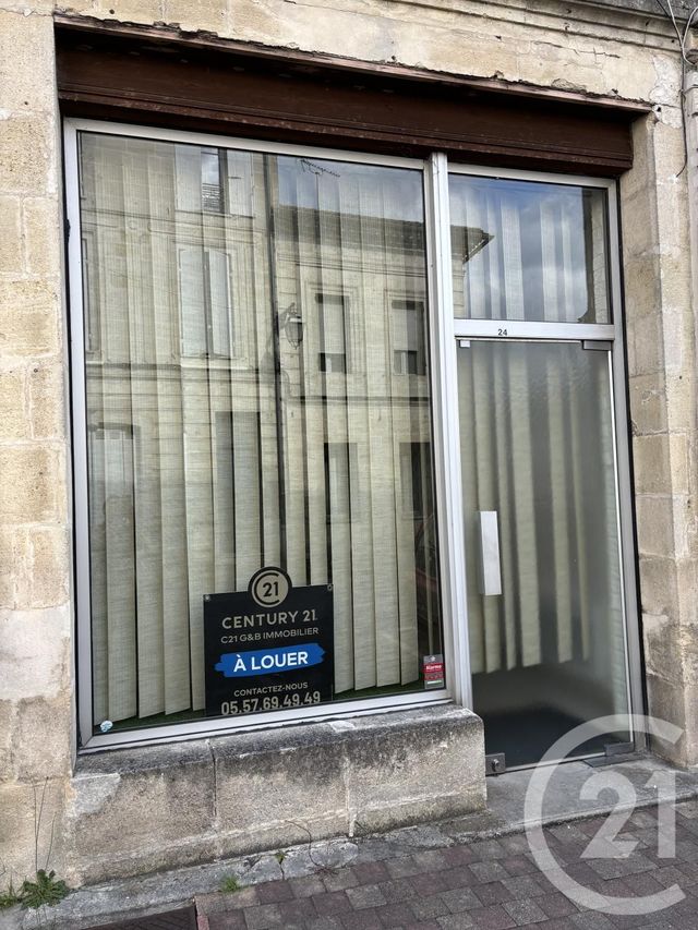 Appartement Local à louer - 2 pièces - 40 m2 - Coutras - 33 - AQUITAINE