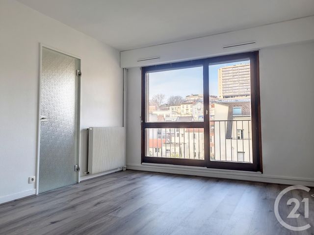 Appartement Studio à louer - 1 pièce - 26 m2 - Puteaux - 92 - ILE-DE-FRANCE