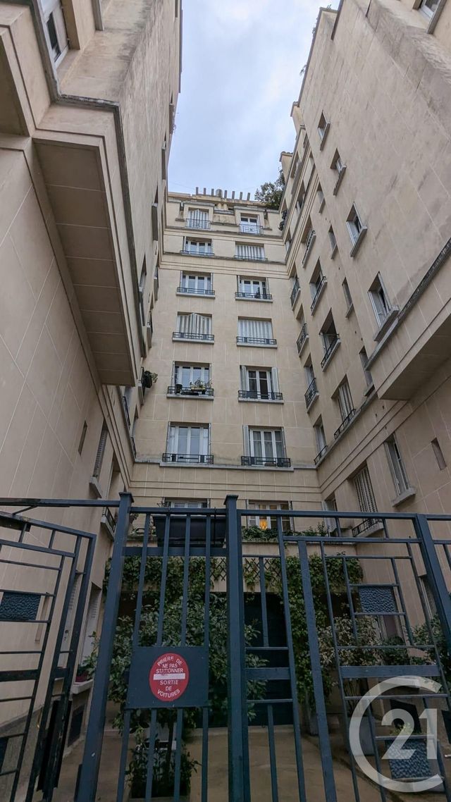 Appartement F1 à louer - 1 pièce - 19,55 m2 - Paris - 75007 - ILE-DE-FRANCE